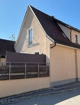 Gepflegtes Mehrfamilienhaus in Happurg - Happurg