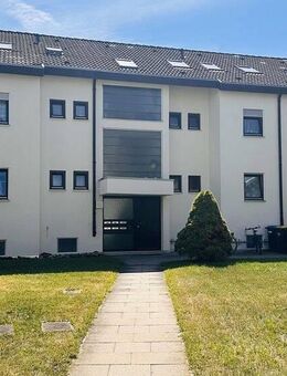Solide und zentral gelegene 3-Zimmer-Wohnung in Reutlingen, perfekt für Paare und Familien. - Reutlingen