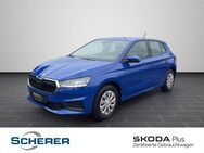 Skoda Fabia, 1.0 MPI Active hinten Swing, Jahr 2023 - Kirkel