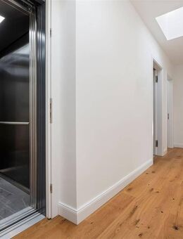 Penthouse -neu und bezugsfertig- direkt am Polo Platz Klein Flottbek und am Botanischen Garten - Hamburg