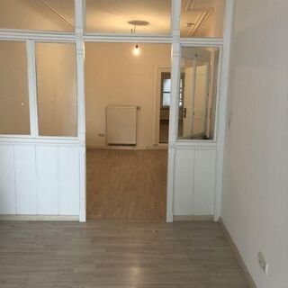 Schöne Altbau 4 Zimmer Wohnung am Stadtplatz