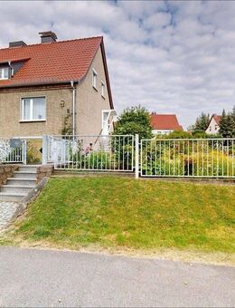 PROVISIONSFREI: Charmante Doppelhaushälfte in Kayna mit großem & gepflegtem Garten - Zeitz