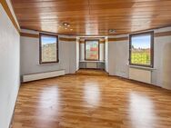 Charmante 2-Zimmer-Wohnung in denkmalgeschütztem Gebäude in Fürth - Fürth