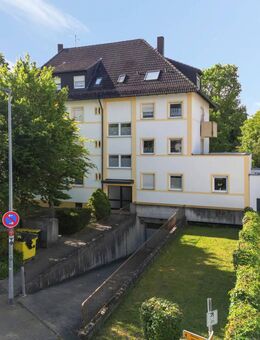Saniertes 1-Zimmer-Apartment mit großer Dachterrasse im 1. OG in Forchheimer Innenstadt - Forchheim (Bayern)
