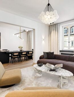 Urban Chic am Gärtnerplatz: Hochklassig modernisierte 3-Zimmer-Altbau-Wohnung zum Erstbezug - München