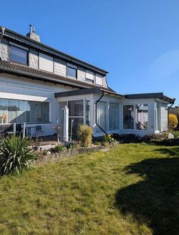 Geräumiges Zweifamilienhaus in ruhiger Ortsrandlage - Salzgitter