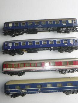 4 Stück Märklin D- Zug- Wagen aus Blech, gebrauchter Zustand - Emden