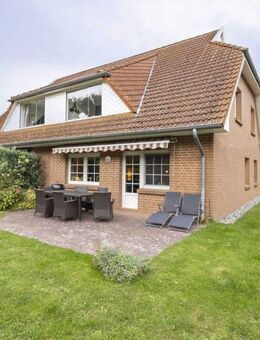 Insel Ummanz: Ferienwohnung mit Garten, Terrasse und Stellplatz - Ummanz