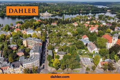 Monument protected and in need of renovation "Villa Rabe" in Potsdam