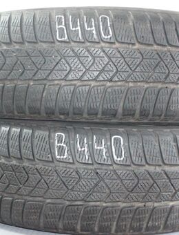2x Winterreifen Pirelli Sottozero 3 RSC 205/60 R17 93H Dot2221 6-7mm B440 - Euskirchen Zentrum