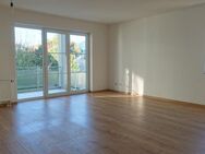 Maulburg: Helle, schöne 2 Zimmerwohnung mit Balkon, Einbauküche und 2 Tiefgaragenstellplätzen - Maulburg
