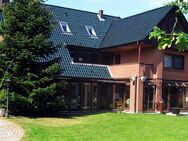 Große Villa mit Schwimmbad auf Eigenland - Büsum