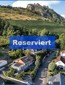 Traumhaft gelegenes Einfamilienhaus m. Gartenteich u. herrlichem Alpenblick, in Bestlage von Singen. - Singen (Hohentwiel)