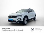 VW T-Roc, 1.5 TSI Style, Jahr 2023 - Groß Umstadt