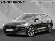 Ford Focus, 1.0 Titanium Design EB, Jahr 2022 - Schwerin