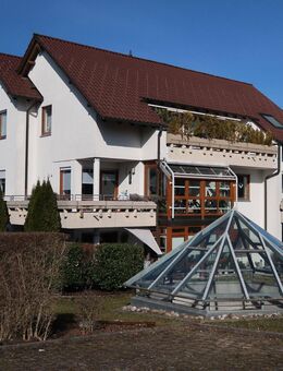 4 Zimmer Eigentumswohnung mit Loggia und 2 Tiefgaragenstellplätzen - Oberndorf (Neckar)