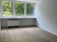 Modernisierte 3-Zimmer Wohnung mit Balkon [VAC-17510] - Karlsruhe