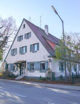 Charmantes Bauernhaus mit großem Grundstück und vielfältigem Entwicklungspotenzial - Abenberg