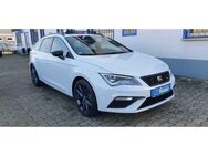 Seat Leon Sportstourer ST 1.5 TSI ACT DSG OPF FR ACC Lane Beats AHK Panorama 19 Zoll Navi LED Matt Edit - Wolfsburg