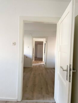 1 möbliertes Zimmer / 2er WG im Einfamilienhaus / Alles inklusive - Neulußheim