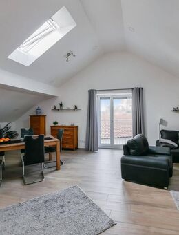 Saniertes 3-Familienhaus - Kastl (Regierungsbezirk Oberbayern)