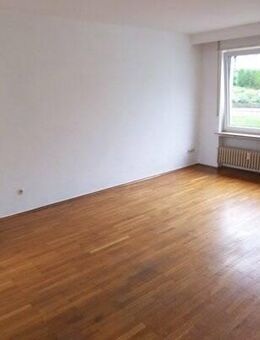 Marko Winter Immobilien --- Mosbach: schöne 3 Zimmer-Wohnung mit Balkon oberhalb Burger King - Mosbach