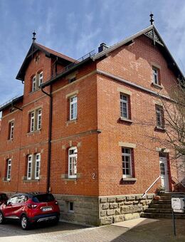 Historische Immobilie im Schweizer Stil: Saniertes Dreifamilienhaus mit Garten & Garage - Besigheim