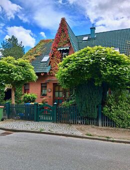 Courtagefrei - Familie gesucht - exklusiv+besonders - perfekte Anbindung mit Bus+Bahn - Hamburg