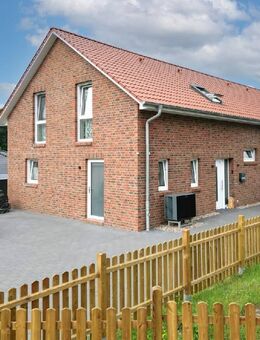 Hechthausen DHH: Neuwertiges Anlageobjekt in bester Lage - Hechthausen