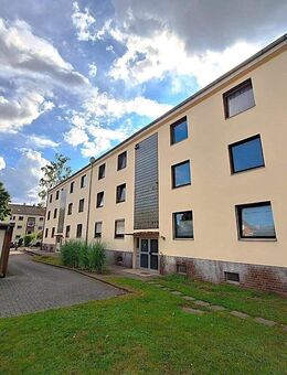 2 Raum Wohnung mit viel Platz für ihre Wohnideen + Balkon - Burgdorf (Landkreis Region Hannover)