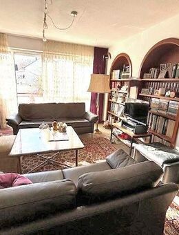 Große 4,5 Zimmerwohnung mit 2 Balkonen in Birkenfeld - Birkenfeld (Baden-Württemberg)