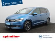 VW Touran, 1.4 TSI Highline, Jahr 2017 - Würzburg