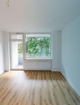 Moderne und lichtdurchflutete 3-Zimmer-Wohnung mit BALKON - Rendsburg