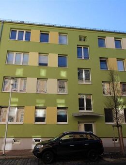 2 Raum Wohnung mit Balkon im Zentrum - Plauen