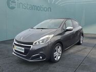 Peugeot 208, 1.2 Signature ALLWETTER, Jahr 2019 - München