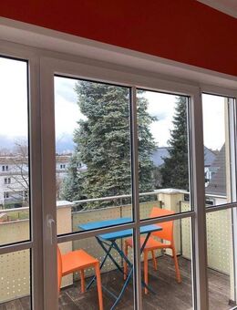 Rarität, Licht durchgeflutete 3 Zimmer, Dachgeschosswohnung - München