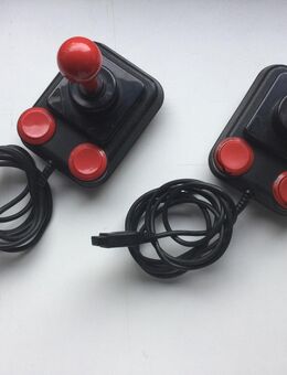 Commodore Competition Pro Joystick Controller Set - Fulda