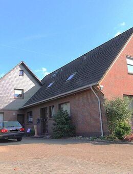 Ein großes Einfamilienhaus mit Einliegerwohnung in ruhiger Sackgassenlage mitten in Jaderberg! - Jade
