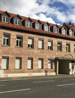 Schöne 2-Zimmerwohnung - Parkett - Königstraße - Schönes Bad mit Dusche und Wanne - Fürth