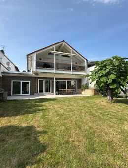 Wunderschöne 3,5 Zimmer-Wohnung mit Garten in Egelsbach - Egelsbach