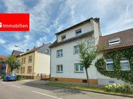 Einfamilienhaus mit eigenem Garten, Doppelgarage und Nebengebäude - Platz für Ihre Familie! - Hanau (Brüder-Grimm-Stadt)