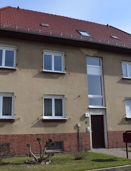 Sehr schöne 3 Raumwohnung mit Garten hinter dem Haus - Neukieritzsch