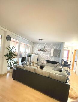 großzügige 4 Zimmerwohnung mit Wintergarten und Stellplatz in Ortsmitte - Obersontheim