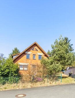 Immobilie mit viel Potenzial: Großzügiges Einfamilienhaus in Schöffengrund zu verkaufen - Schöffengrund