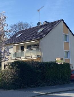 Gepflegtes Zweifamilienhaus mit ausgebautem Dachgeschoss und großem Garten in Herten-Süd - Herten