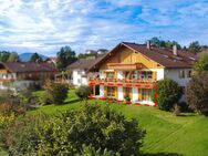 Großzügige 5-Zimmer-Erdgeschosswohnung mit Bergblick und sonnigen Terrassen - Seeg