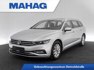 VW Passat Variant, 1.5 TSI Business IQ Light, Jahr 2021 - München