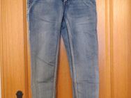 Jeans, W26/ L32, blau - Essen