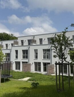 . Reiheneckhaus mit 5 Zi . ca. 135 m² Wfl. . Dachterrasse + sonnig. Garten . -Energie-Effizienzhaus - Alsdorf (Nordrhein-Westfalen)