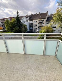 Frisch renovierte 2-Zimmer-Wohnung mit Balkon! - Duisburg
